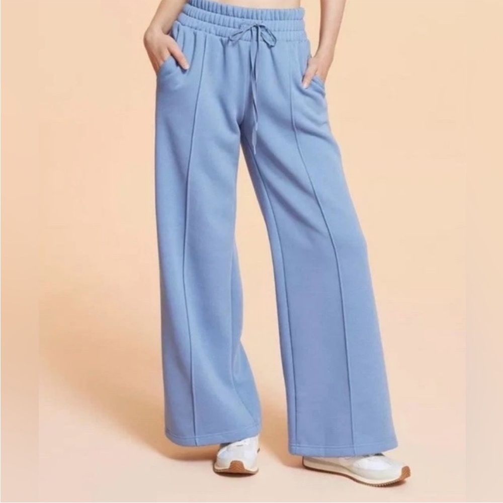 [NWoT] Blogilates Travel Trouser High-Rise Wide Leg Sweatpants XS